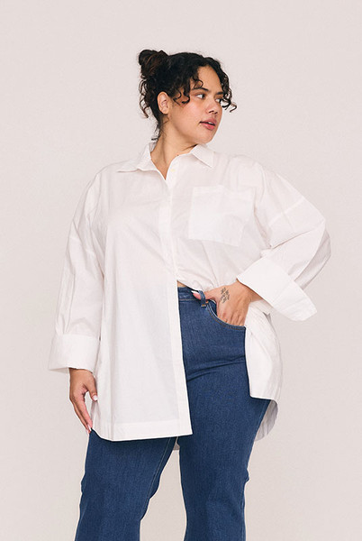 Oversized Shirt in White Cotton Poplin