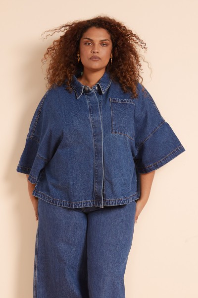 Short Sleeve Oversized Denim Shirt In Mid Blue