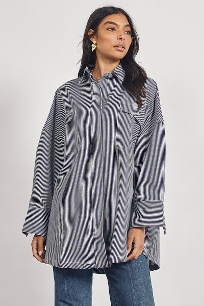 Oversized Shirt in BLUE / WHITE