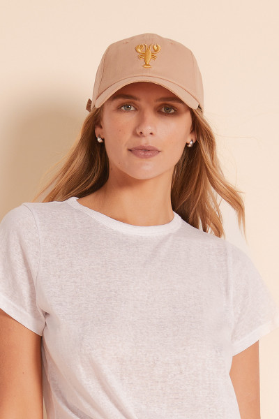 Lobster Hat  in Cafe