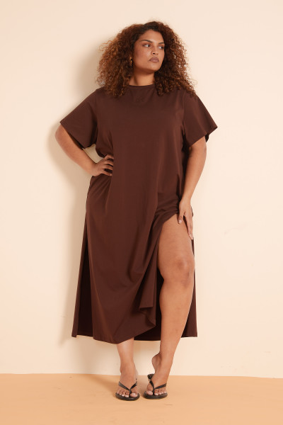 Drop Shoulder Tee Dress in Chocolate