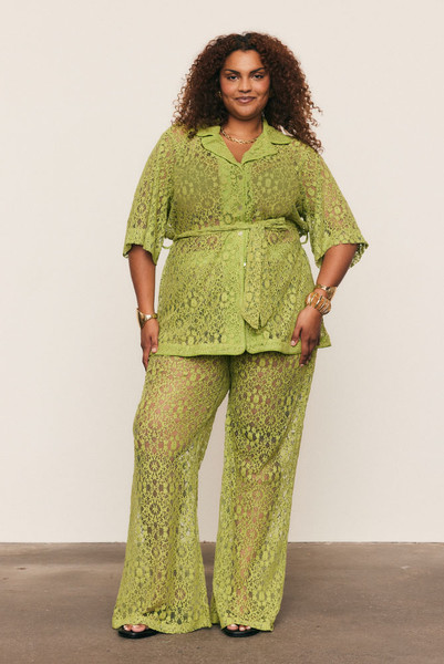 Effortlessly refined, the Ellie Lace Pant is crafted from a soft cotton-blend lace in radiant Citron. Featuring a flattering high-rise waist and wide-leg silhouette, it delivers ease and sophistication in equal measure. Style with the matching Ellie Lace Shirt for a coordinated set that’s timeless, textural, and available in our inclusive sizing from 6–22.