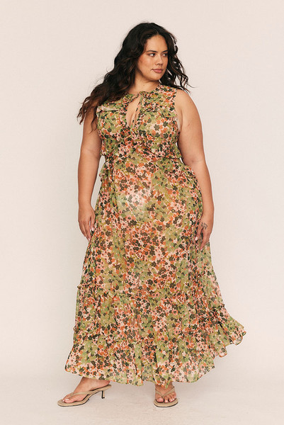 Romantic and refined, the Ivy Frill Dress is crafted from soft crepe georgette in Bohemian Traders’ custom green ditsy print. Designed with delicate ruffle detailing and a flattering A-line silhouette, it moves with graceful ease. A timeless piece of modern femininity - confident, considered, and available in our inclusive sizing from 6–22.