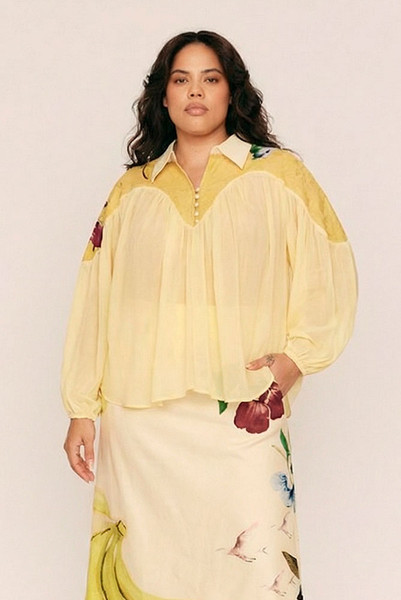 A celebration of playful sophistication, the Fruito Yoke Blouse offers an artistic twist on everyday style. Cut from airy crepe georgette in Bohemian Traders’ exclusive fruit-inspired print, this semi-sheer blouse features a crisp cotton yoke for subtle contrast and structure.