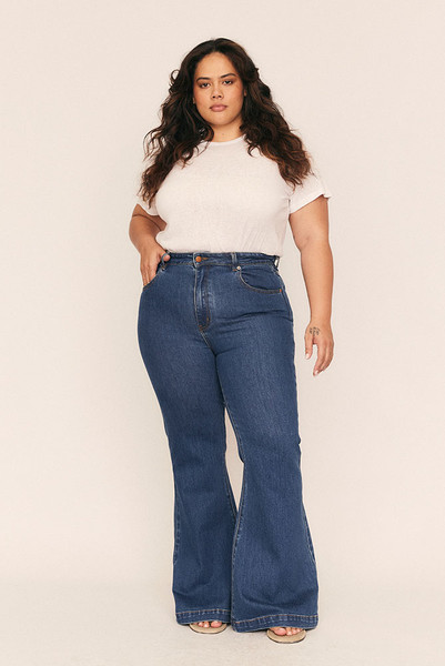 Bohemian Traders is renowned for its premium, size-inclusive denim—and the High Rise Flare Jean is no exception. Crafted from soft, mid-weight stretch denim, this figure-flattering fit hugs the waist and hips before kicking out into a full-length flared leg that adds instant polish.