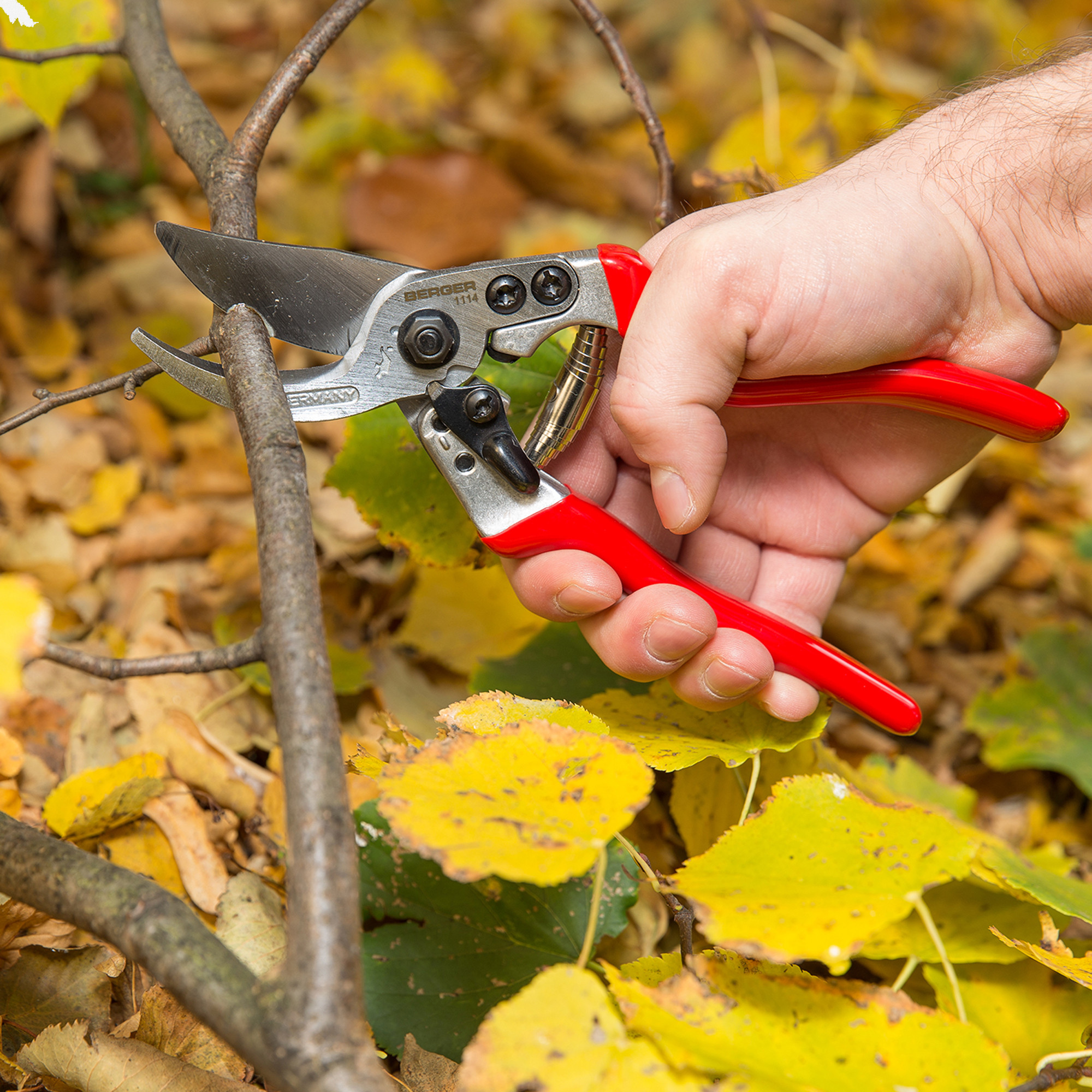 Berger Alu-Line Pruning Hand Shear, 15 Degree Angled, 9.8