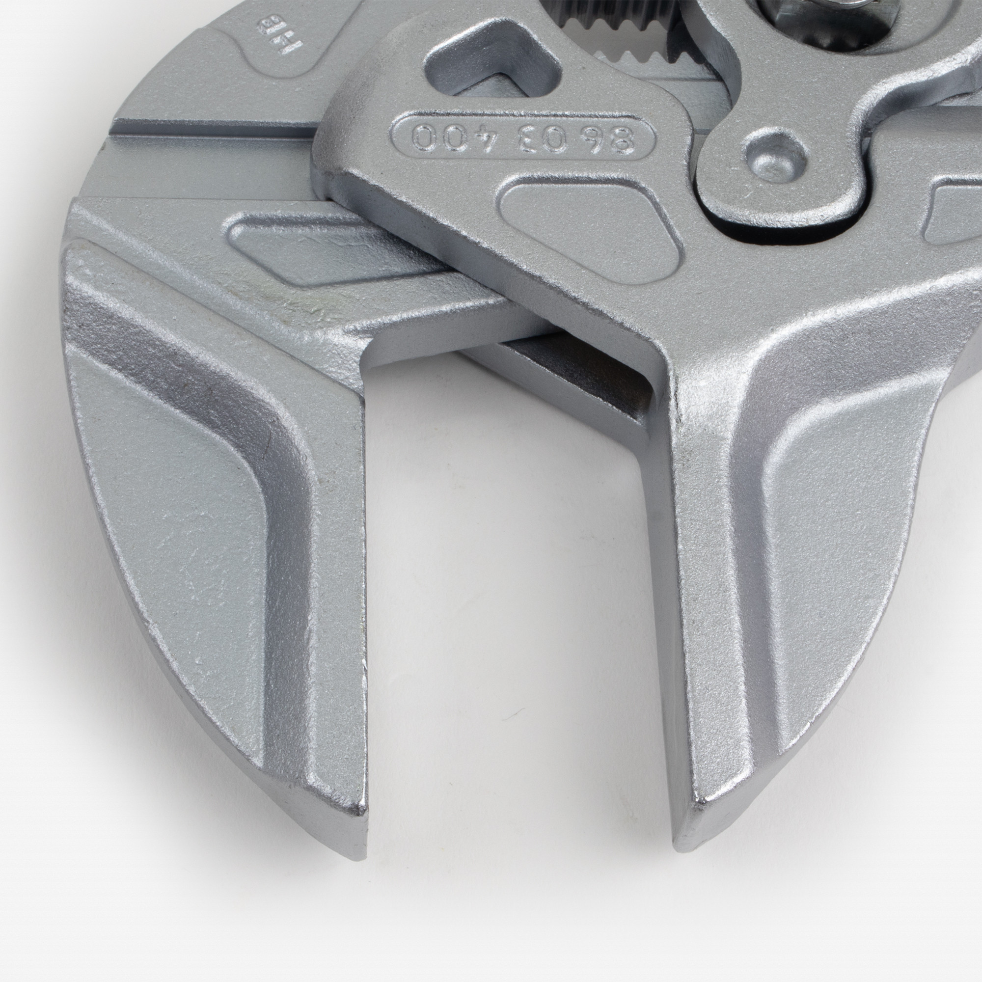 ナッキー Knipex 16