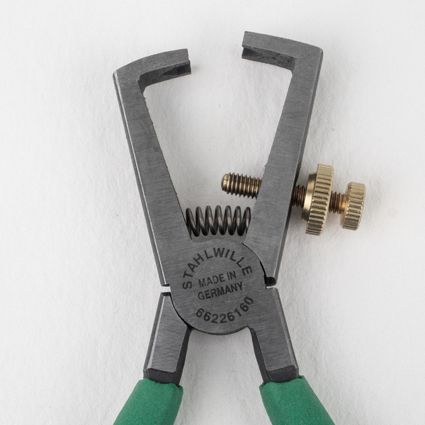 Stahlwille 6622 Wire Stripping Pliers, 160 mm, Dip-Coated Handles - KC Tool