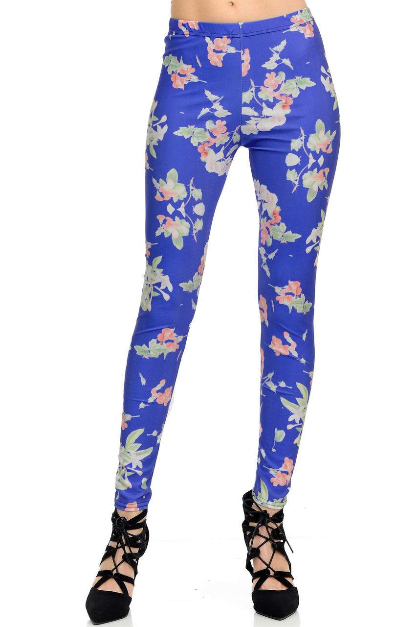 Graphic  Blue Blooming Flowers Leggings