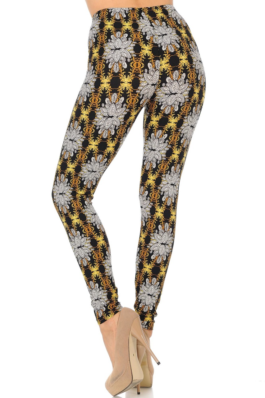 Buttery Smooth Elegant Emblem Leggings