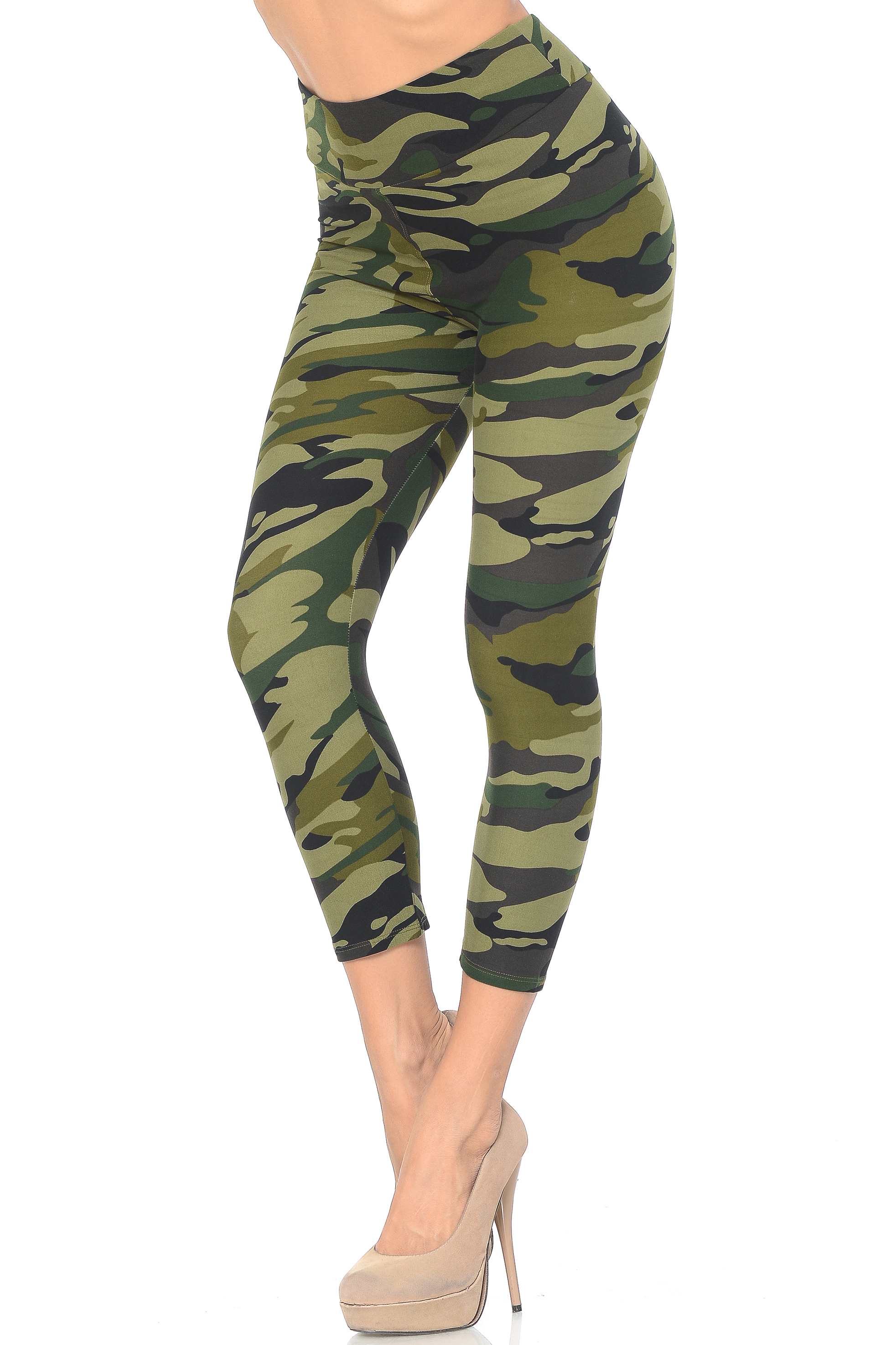Buttery Smooth Green Camouflage High Waisted Plus Size Capri - EEVEE