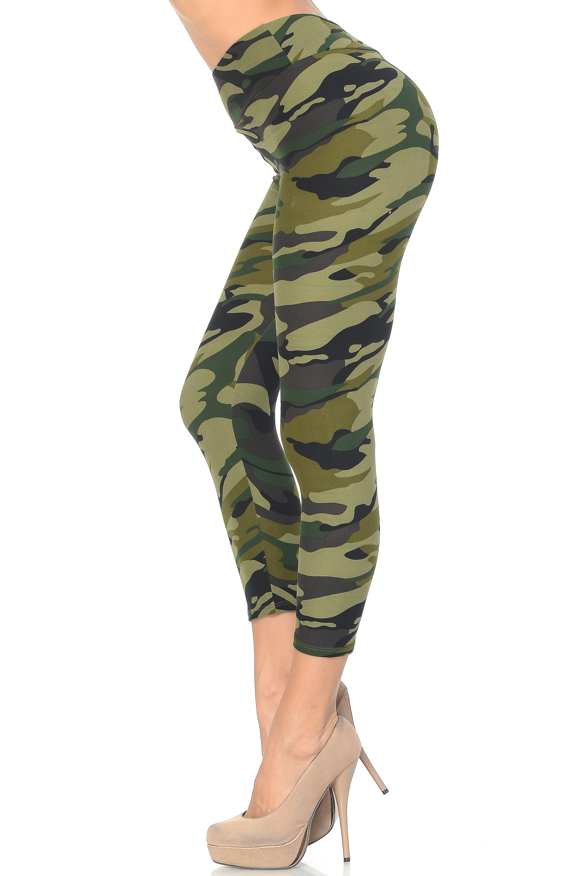 Buttery Smooth Green Camouflage High Waisted Plus Size Capri - EEVEE