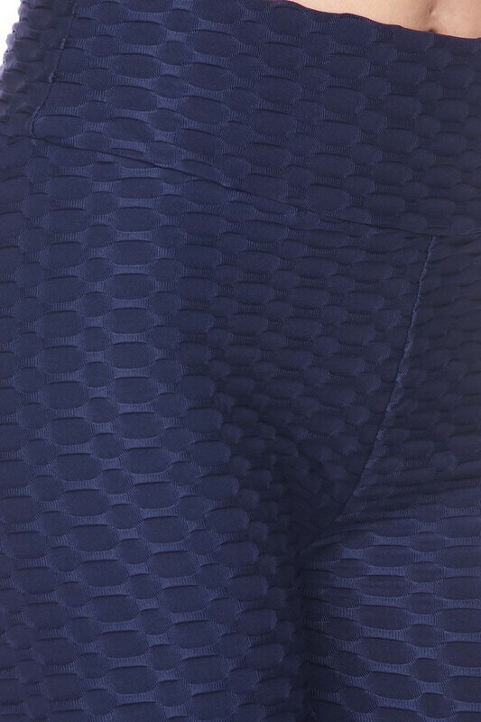 Scrunch Butt Textured High Waisted Plus Size Capris