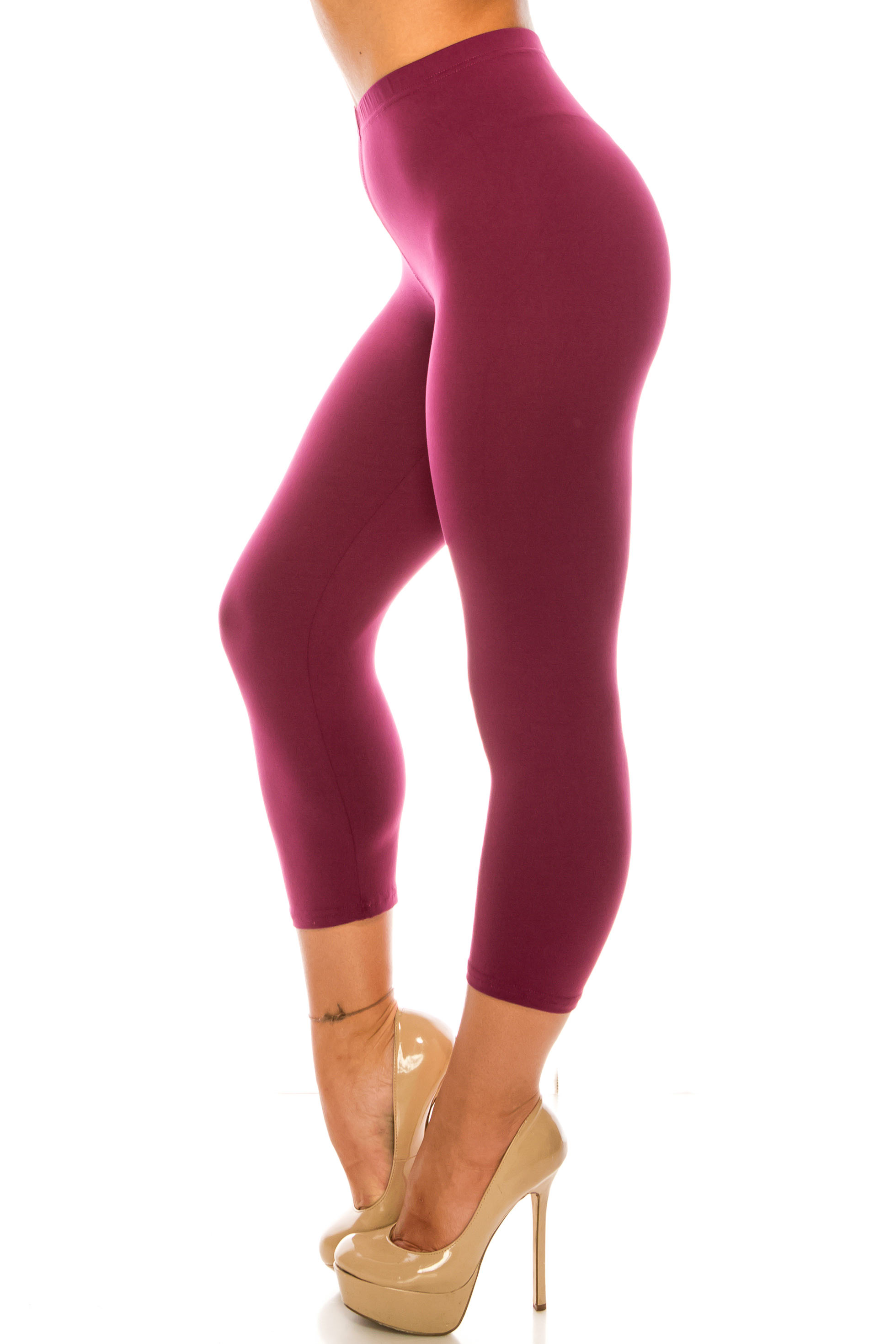Buttery Smooth Basic Solid Plus Size Capris - USA Fashion