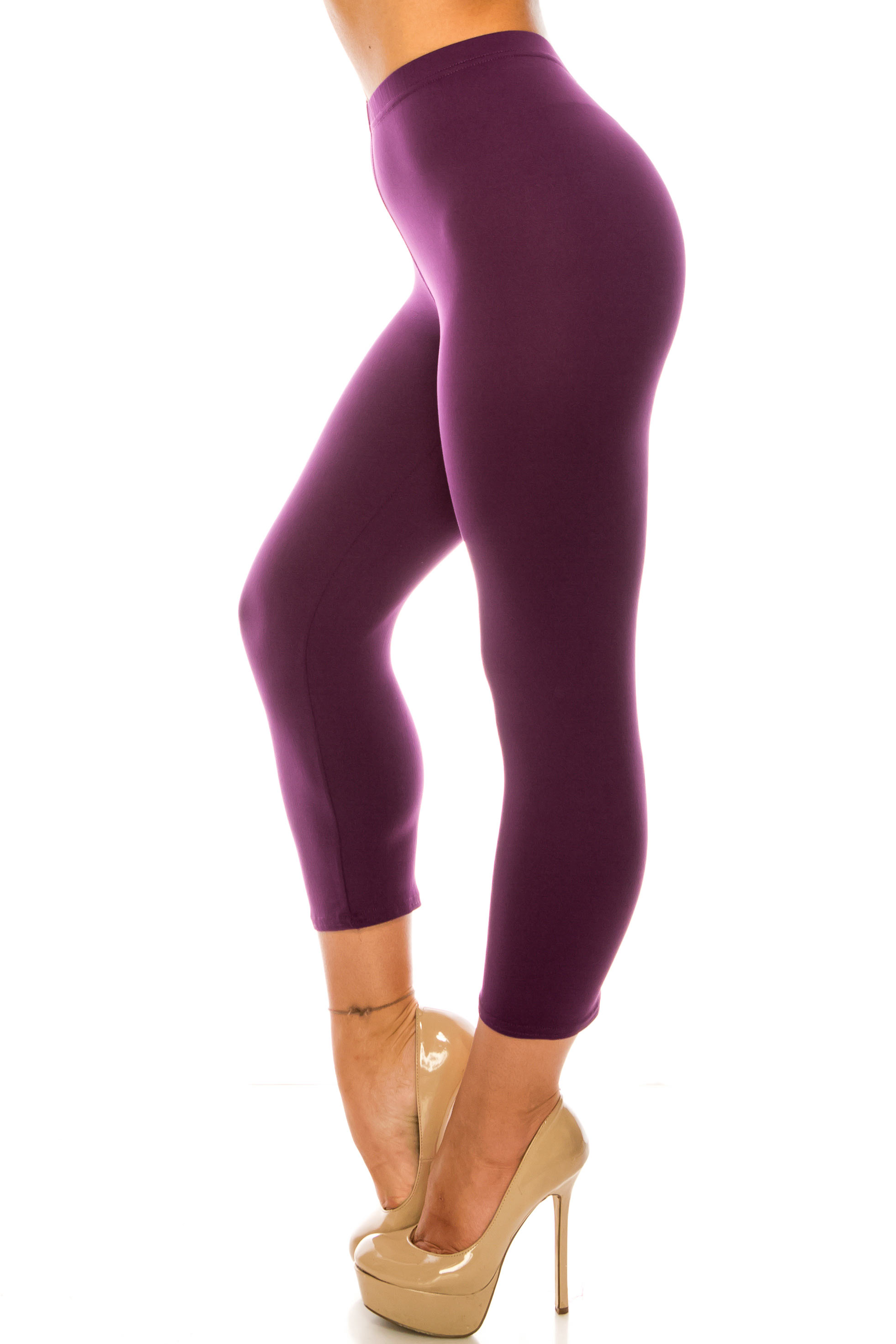 Buttery Smooth Basic Solid Plus Size Capris - USA Fashion