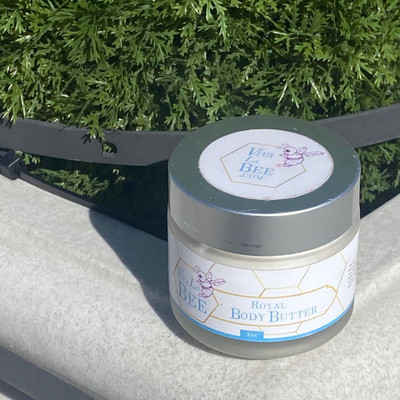 Unlocking the Royal Secrets: Maximizing Your Viva La Bee Under Eye and Face Crème Experience