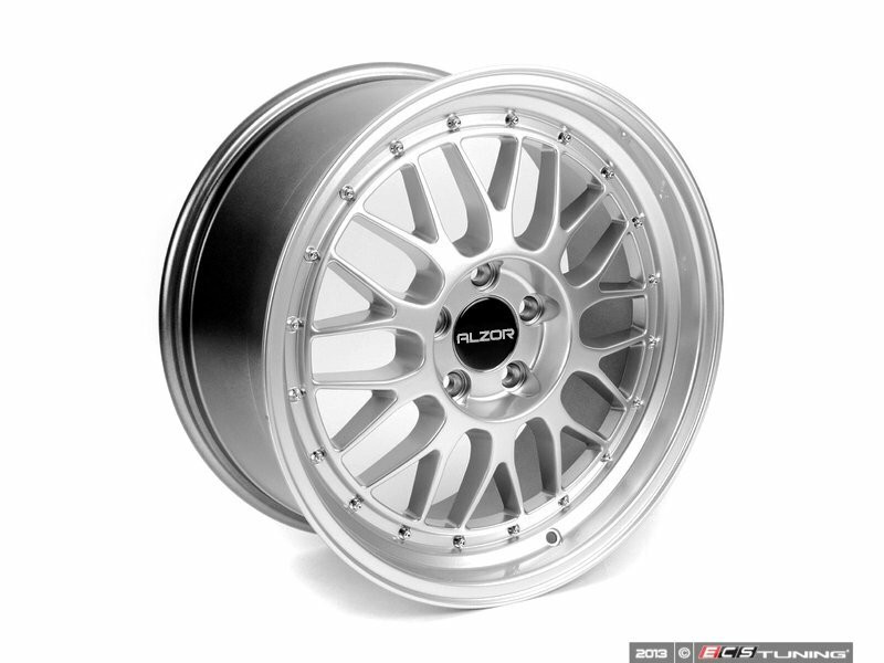 Acouto 18インチ　2K 18