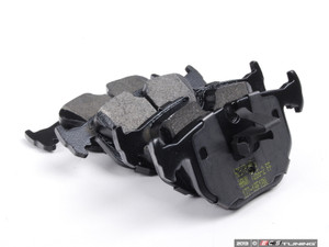 Performance Front Brake Service Kit | ES2702941