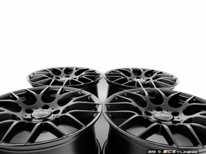 18" Style 030 Wheels - Square Set Of Four | ES2695476