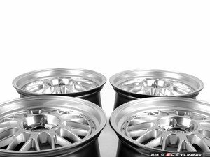 18" Style 881 Wheels - Set Of Four | ES2730286