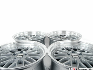 18" Style 020 Wheels - Set Of Four | ES2719034