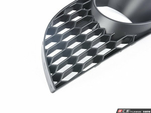 Replacment Right Bumper Grille