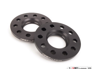 18" Wheel Spacer Flush Fit Kit - Black Bolts