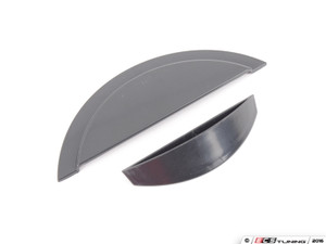 Golf R Badgeless Grille - With Silver Strip
