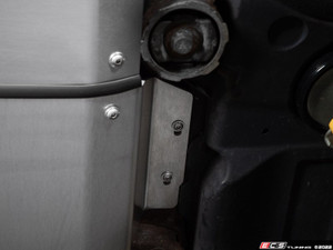 VW Touareg 3 (7P) / Porsche Cayenne (958) Overland Skid Plate with Off-Road Brace