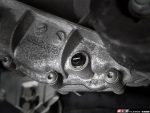 ECS Magnetic Transfer Case Drain Plug - 3/8"-18 NPT - Priced Each