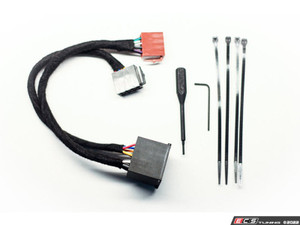 Porsche PCCM Head unit W/ TCEuro BMW PCCM Installation Kit for E36 (w/Wireless)