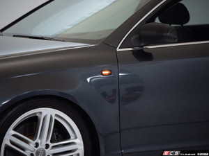 Audi B6/B7/C6/8P Dynamic LED Side Marker Set - Smoked