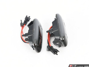 Audi B6/B7/C6/8P Dynamic LED Side Marker Set - Smoked