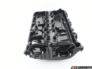 B58 Valve Cover