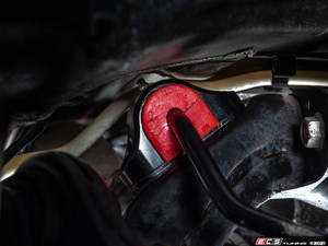 ECS Billet E9x Non-M Rear Sway Bar Brackets With Polyurethane Bushings - Pair