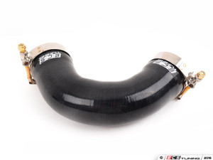Intercooler Outlet Hose Coupler w/ clamps - Black