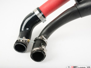 High Flow Turbo Outlet Pipe Kit - Wrinkle Red