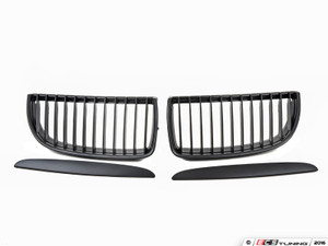 Blackout Grille Set - Matte Black | ES3023020