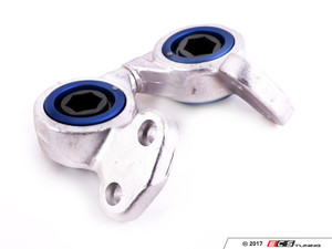 Turner Motorsport Front control arm Performance Kit