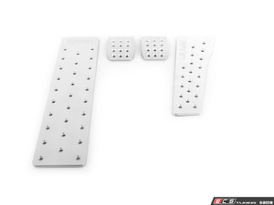 Turner Performance E39 Pedal Set W/ Dead Pedal - Manual | ES3449991