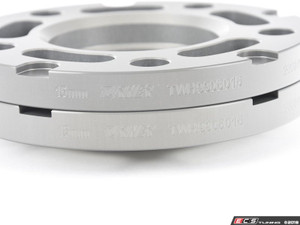 Turner Motorsport Silver Wheel Spacer & Bolt Kit - 15mm
