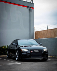 B8.5 Audi A5/S5 - RS4 Style Grille - Gloss Black