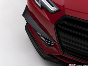 Carbon Fiber Grille Accent Set | ES3420220