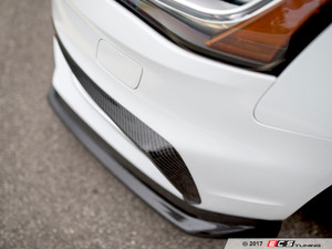 Carbon Fiber Grille Accent Set | ES3569526