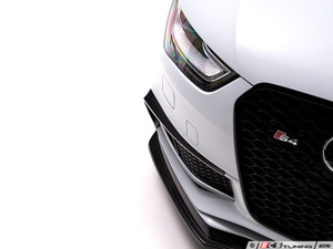 Carbon Fiber Grille Accent Set | ES3569526