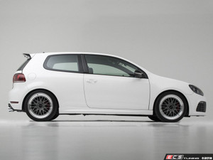 Rear Hatch Spoiler Lip Extension - Gloss Black Fiberglass