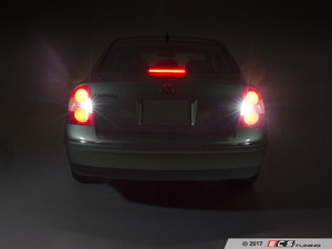 LED Reverse Light Kit | ES3234512