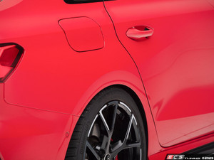 8Y RS3 Flush Kit - Black Bolts