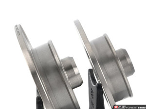 Rear V5 Plain (Uncoated) Brake Rotors - Set (226x10)