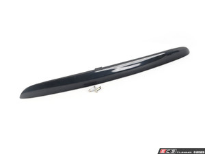 Trunk Lid Grip With LEDS - Black